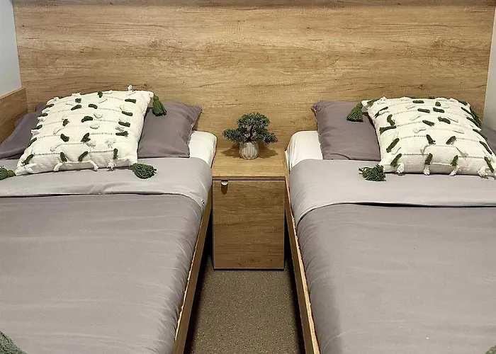 Mobile Maslina アパート ピロヴァッツ